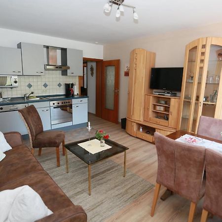 Ferienwohnung Moselblick-Stein Valwig Bagian luar foto