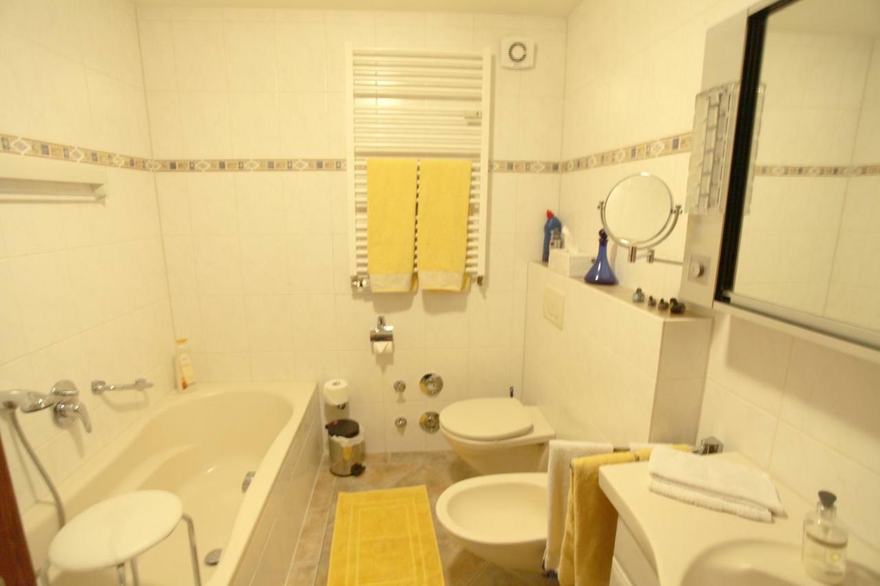Ferienwohnung Moselblick-Stein Valwig Bagian luar foto